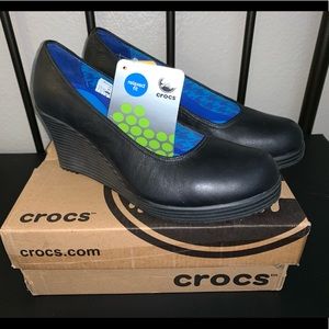 Crocs A-Leigh Close Toe Wedge